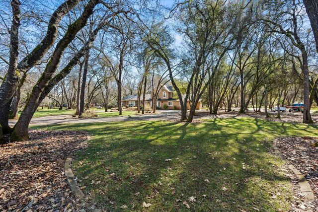 2661 Oak Lane Dr, Rescue, CA 95672