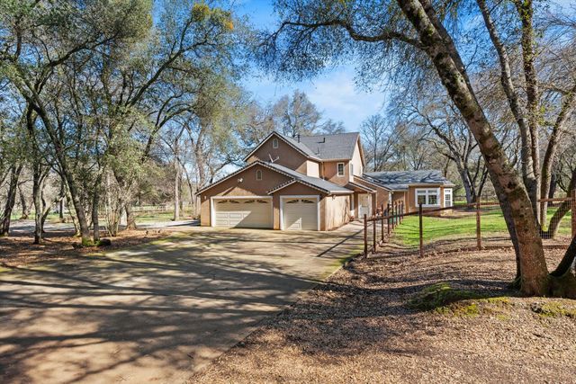 2661 Oak Lane Dr, Rescue, CA 95672