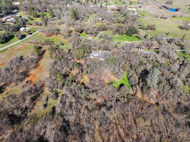 2661 Oak Lane Dr, Rescue, CA 95672