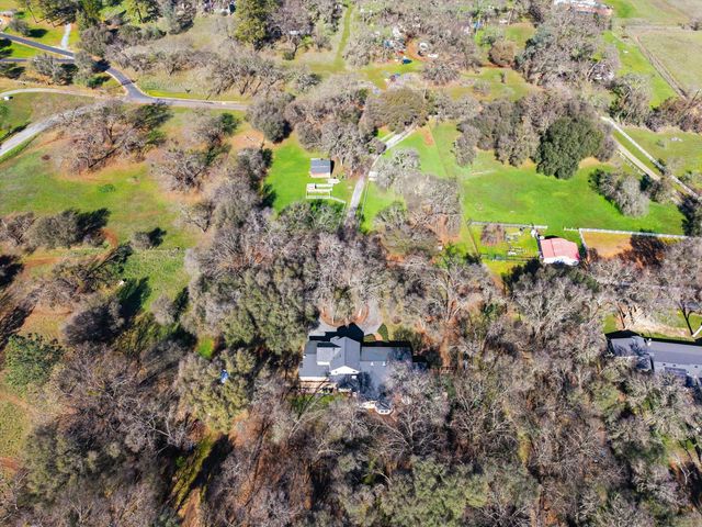 2661 Oak Lane Dr, Rescue, CA 95672