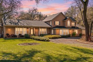 2661 Oak Lane Dr, Rescue, CA 95672