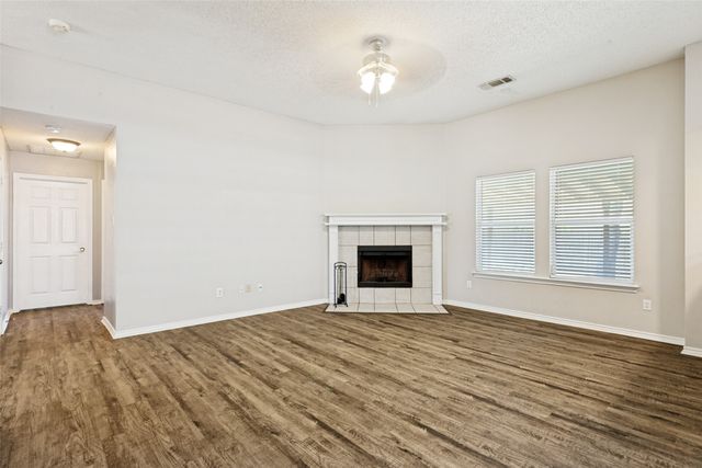 1606 Fern Drive, Mansfield, TX 76063