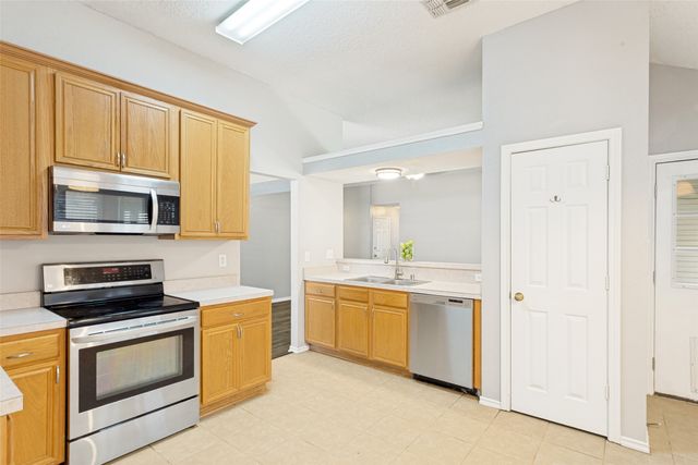 1606 Fern Drive, Mansfield, TX 76063