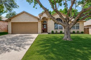 1606 Fern Drive, Mansfield, TX 76063