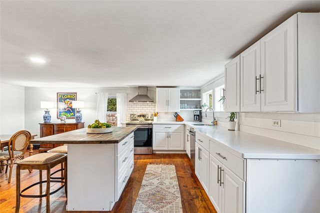 155 Stillwater Road, Smithfield, RI 02917