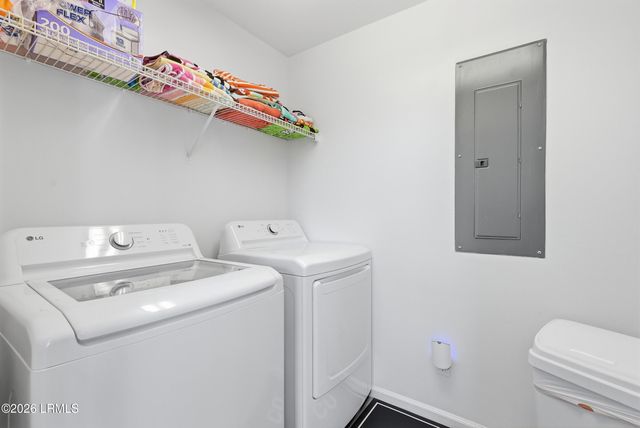 10 Pine Burr Road # 5, Hilton Head Island, SC 29926