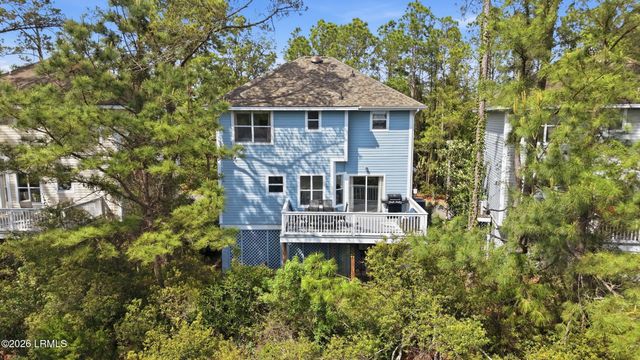 10 Pine Burr Road # 5, Hilton Head Island, SC 29926
