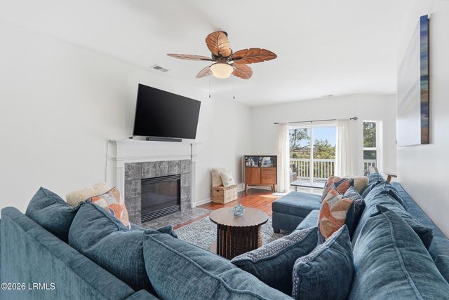 10 Pine Burr Road # 5, Hilton Head Island, SC 29926