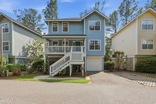 10 Pine Burr Road # 5, Hilton Head Island, SC 29926