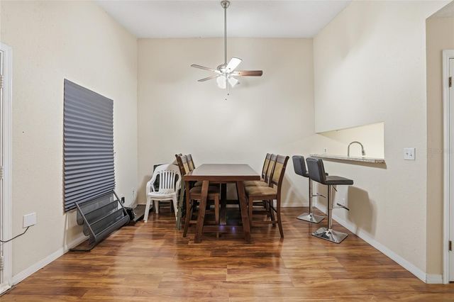 4004 NESTLE OAKS PLACE 203, Tampa, FL 33613