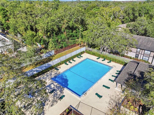 4004 NESTLE OAKS PLACE 203, Tampa, FL 33613