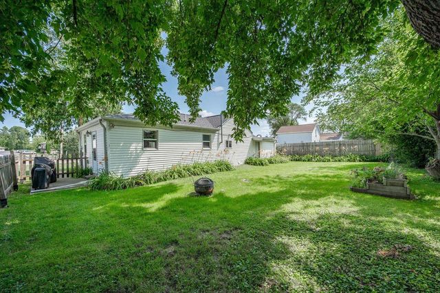 524 S 6TH STREET, De Pere, WI 54115