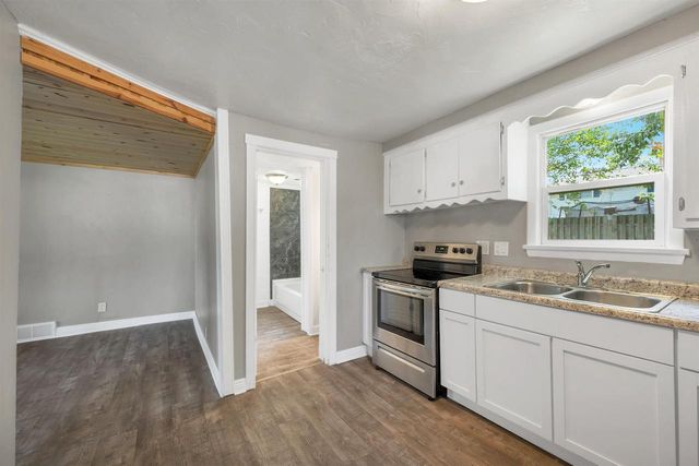 524 S 6TH STREET, De Pere, WI 54115