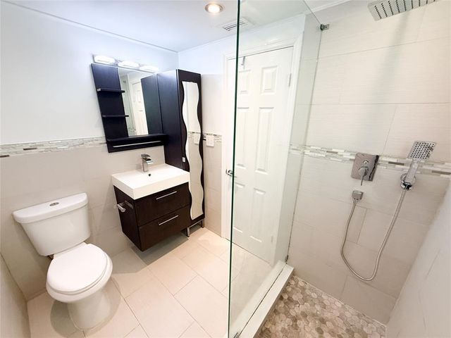 8401 Royal Palm Blvd 8401, Coral Springs, FL 33065