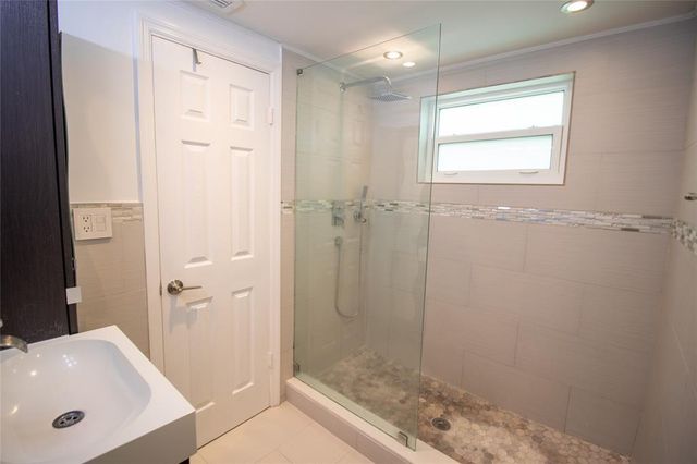 8401 Royal Palm Blvd 8401, Coral Springs, FL 33065