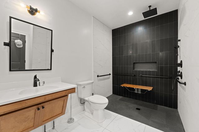 2309 Throughwoods Drive, Valparaiso, IN 46385