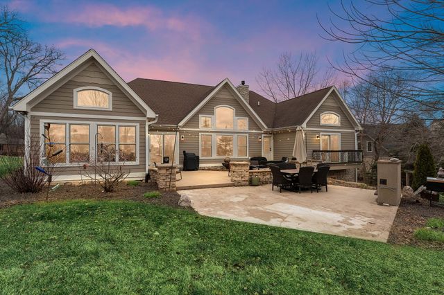 2309 Throughwoods Drive, Valparaiso, IN 46385