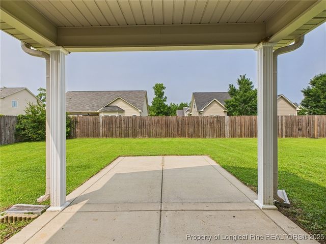 199 Ladden Lane, Raeford, NC 28376