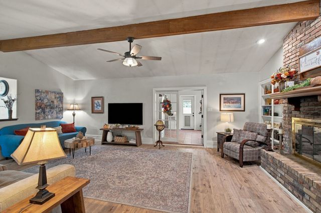 601 Cimarron Trail, Southlake, TX 76092
