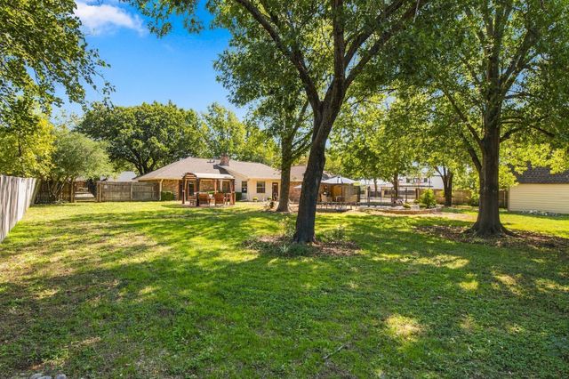601 Cimarron Trail, Southlake, TX 76092