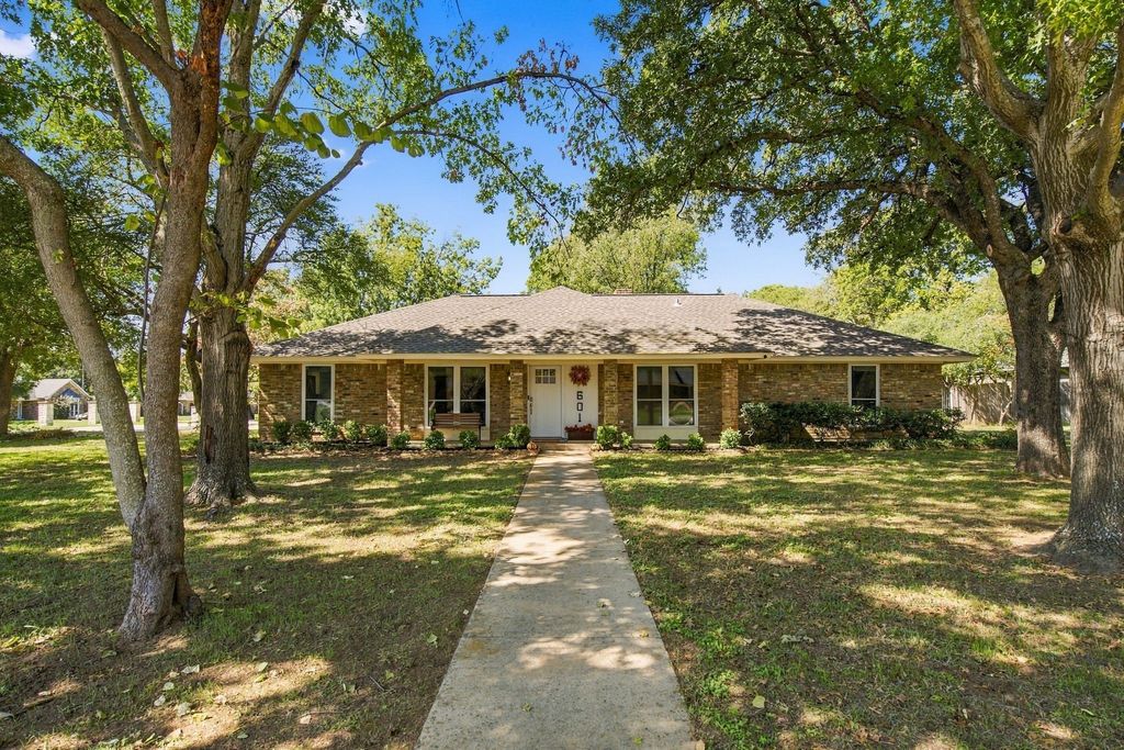 601 Cimarron Trail, Southlake, TX 76092 — photo 2