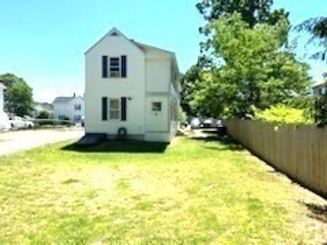 56 Harrison St, Leominster, MA 01453
