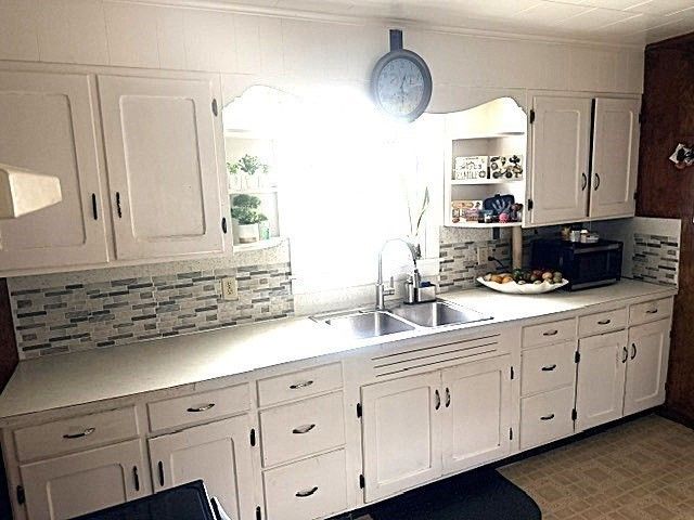 56 Harrison St, Leominster, MA 01453