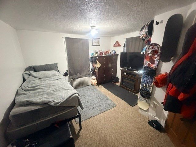 56 Harrison St, Leominster, MA 01453