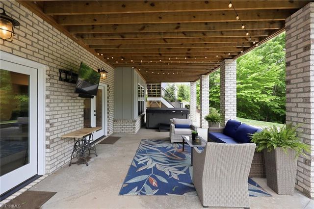 8609 Robert Jessup Drive, Greensboro, NC 27455