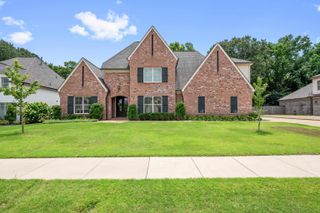 455 SAUNDERS CREEK CIR, Rossville, TN 38066