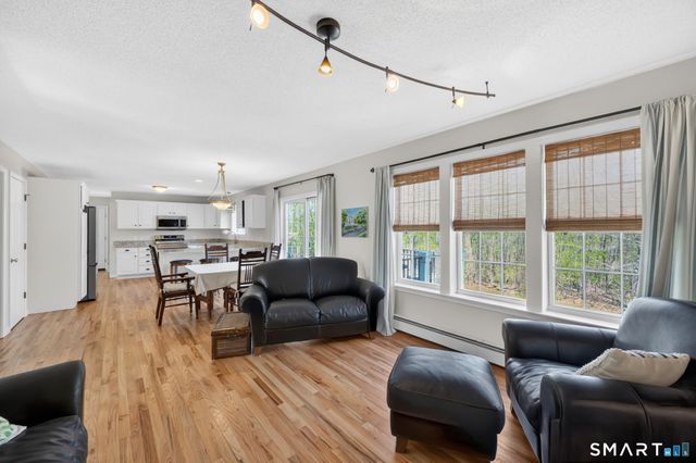 198 North Farms Road, Coventry, CT 06238