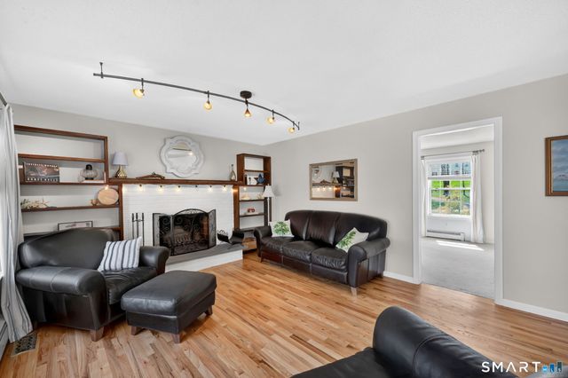 198 North Farms Road, Coventry, CT 06238