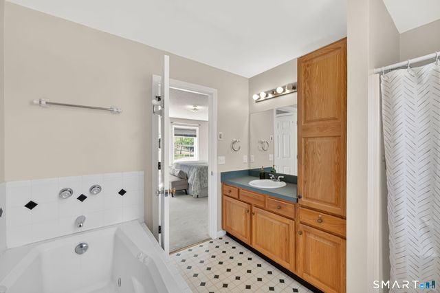 198 North Farms Road, Coventry, CT 06238