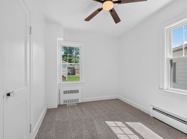 2315 Kenwood Avenue, Fort Wayne, IN 46805