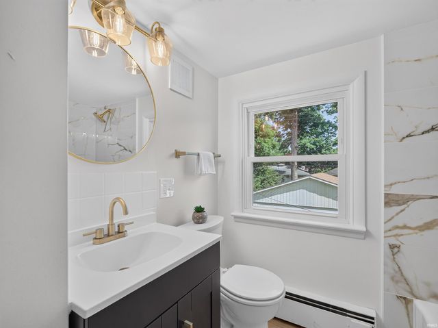 2315 Kenwood Avenue, Fort Wayne, IN 46805