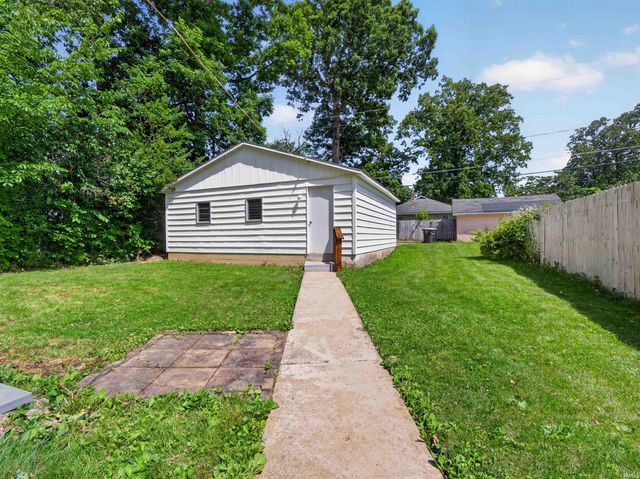 2315 Kenwood Avenue, Fort Wayne, IN 46805