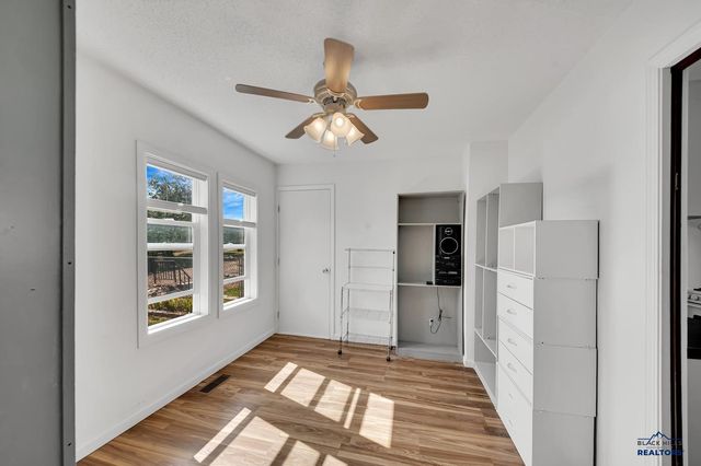 924 SILVER ST, Rapid City, SD 57701