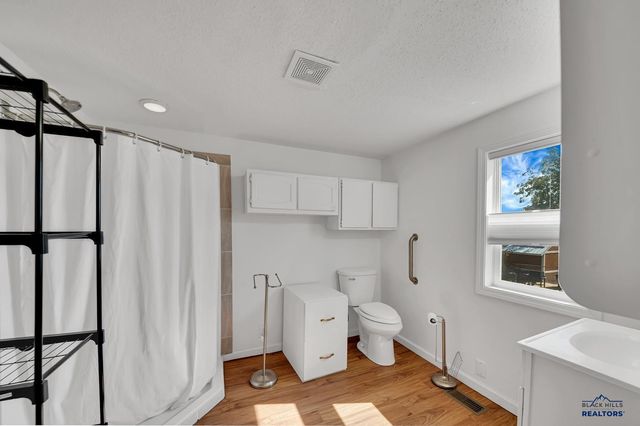 924 SILVER ST, Rapid City, SD 57701