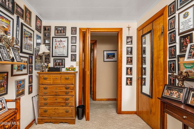 73 Thatcher Street, Bethlehem, NY 12158