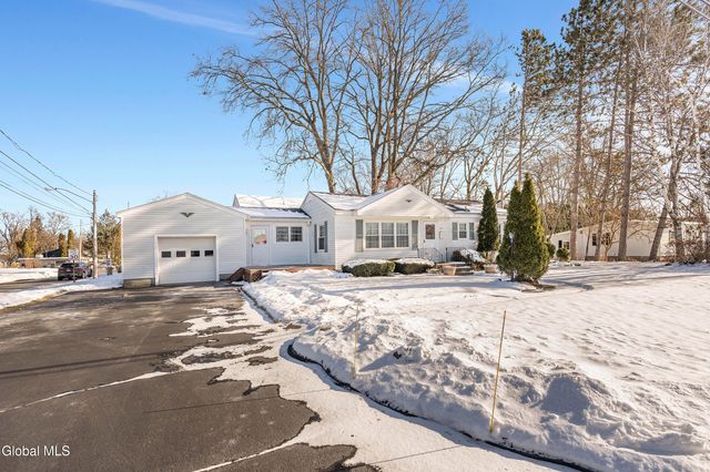 73 Thatcher Street, Bethlehem, NY 12158