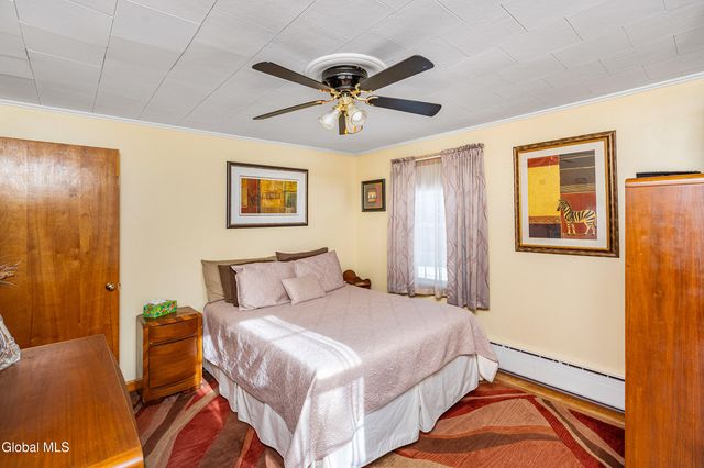 73 Thatcher Street, Bethlehem, NY 12158