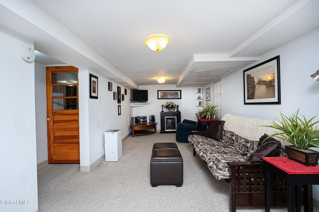 73 Thatcher Street, Bethlehem, NY 12158