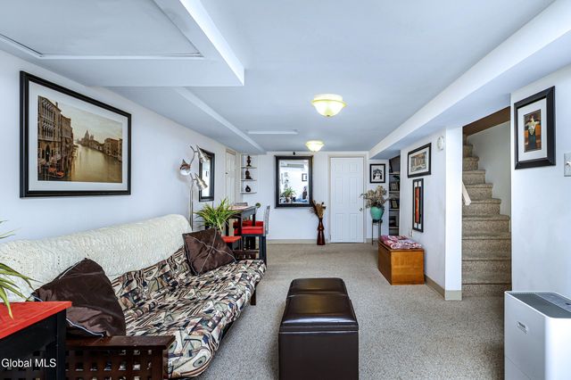 73 Thatcher Street, Bethlehem, NY 12158