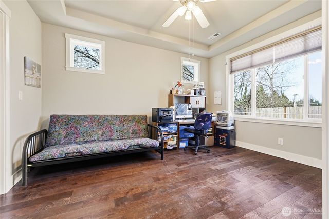 35703 20th Avenue SW, Federal Way, WA 98023