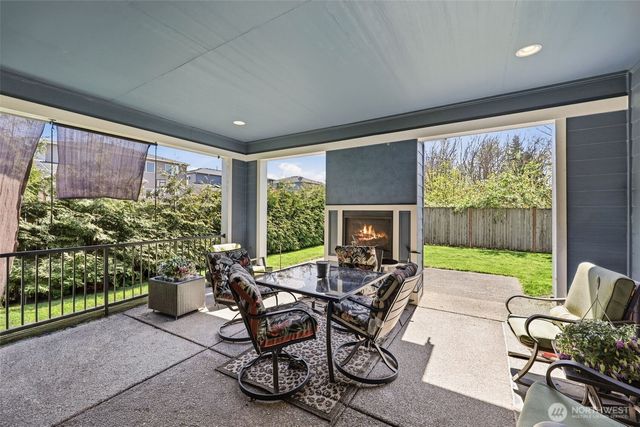 35703 20th Avenue SW, Federal Way, WA 98023