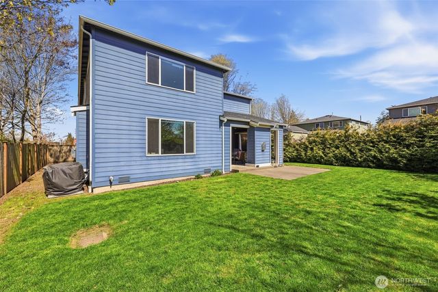 35703 20th Avenue SW, Federal Way, WA 98023