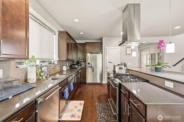 35703 20th Avenue SW, Federal Way, WA 98023