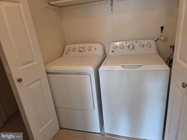 117 WOODGATE LN, Paoli, PA 19301