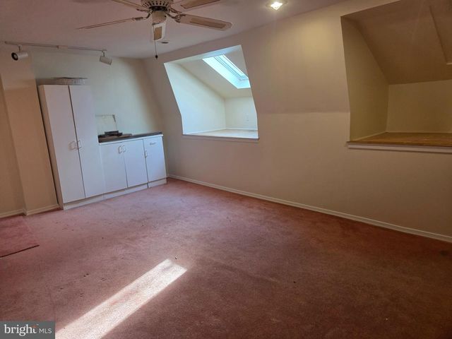 117 WOODGATE LN, Paoli, PA 19301