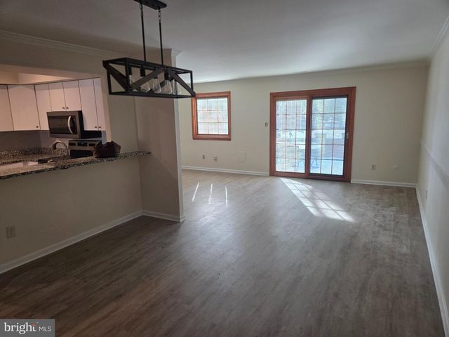 117 WOODGATE LN, Paoli, PA 19301